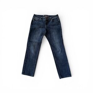 Worn Jeans Womens Size 10/30 Dark Wash Straight Leg Zipper Pocket Stretch Denim